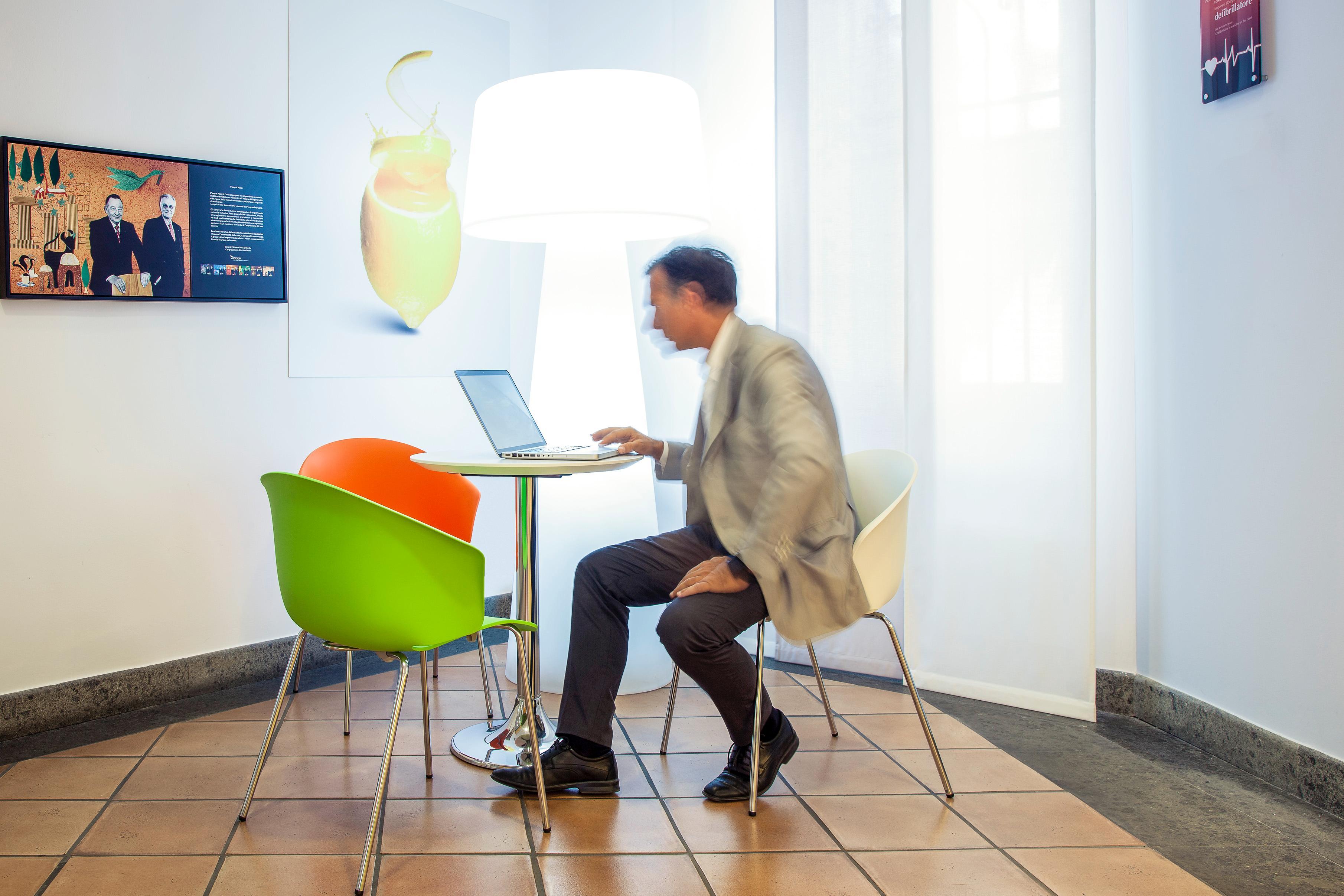 Hotel Ibis Styles Napoli Garibaldi Esterno foto