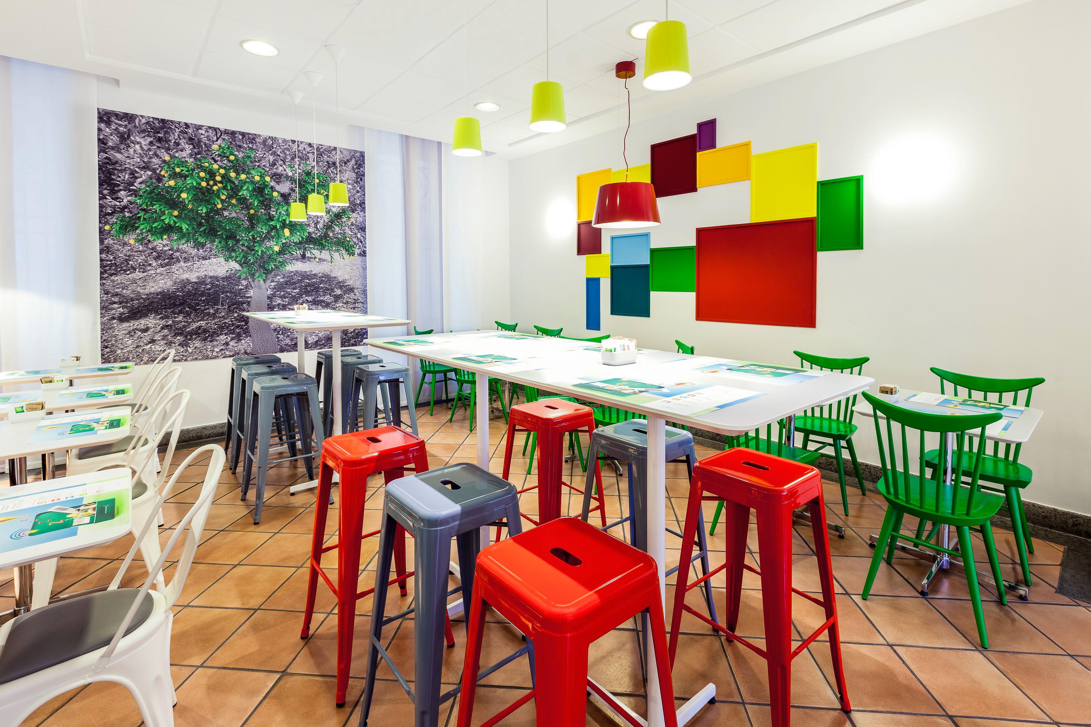 Hotel Ibis Styles Napoli Garibaldi Esterno foto