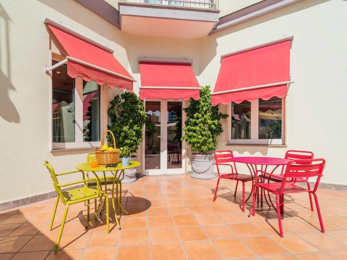 Hotel Ibis Styles Napoli Garibaldi Esterno foto