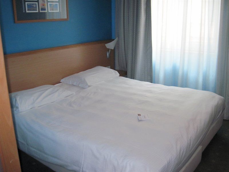 Hotel Ibis Styles Napoli Garibaldi Esterno foto