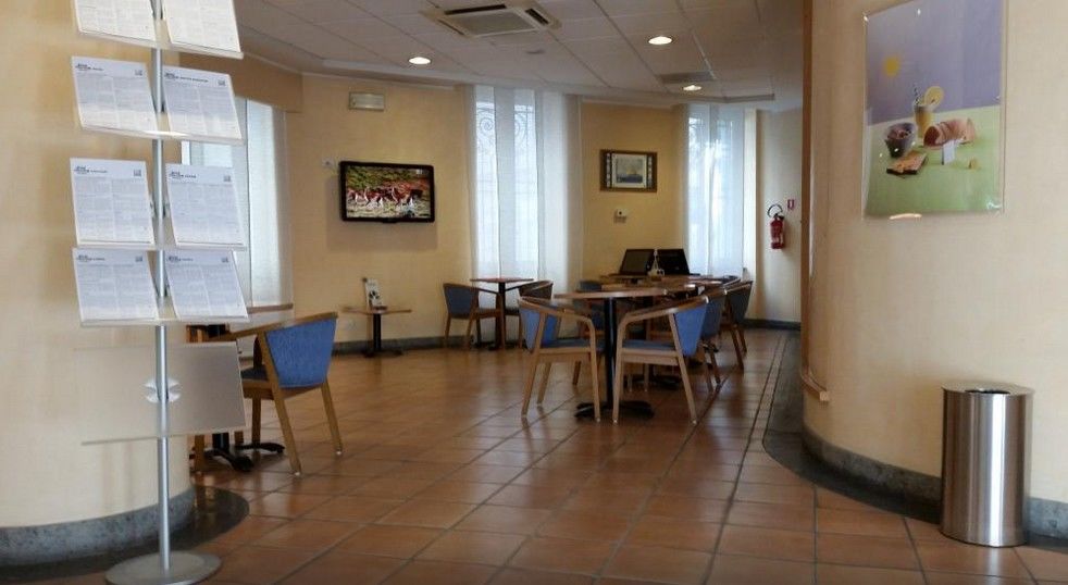 Hotel Ibis Styles Napoli Garibaldi Esterno foto