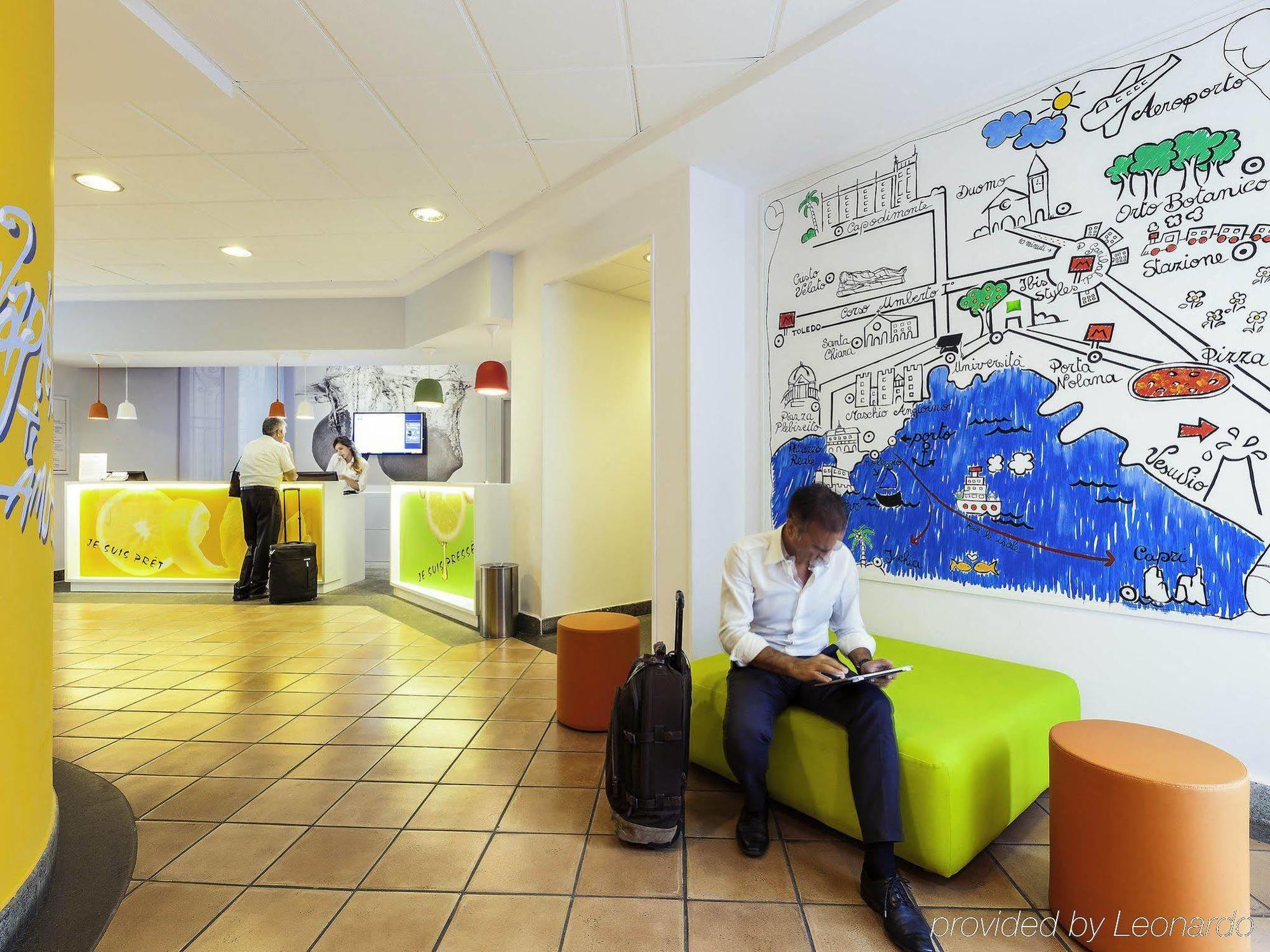 Hotel Ibis Styles Napoli Garibaldi Esterno foto