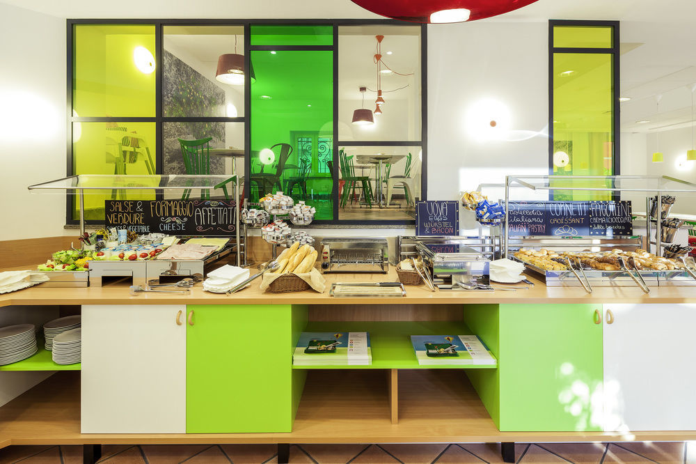 Hotel Ibis Styles Napoli Garibaldi Esterno foto